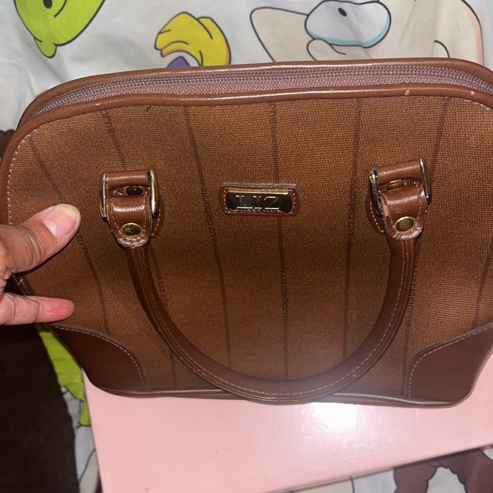 Liz Claiborne hand bag - Picture 12 of 12